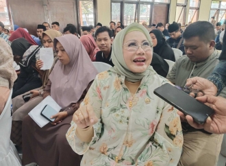 Ina Ammania Sosialisasikan Sertifikat Halal Gratis untuk UMKM di Kabupaten Bondowoso