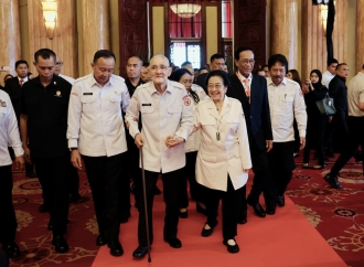 Megawati Soekarnoputri Sampaikan Duka Cita Mendalam atas Wafatnya Jenderal TNI (Purn.) Try Sutrisno