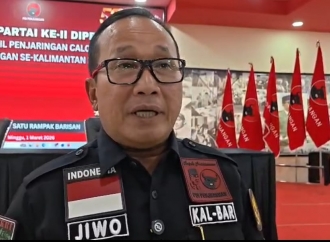 Sujiwo Minta Kader Banteng Kalbar yang Terlibat Program MBG Segera Mundur 