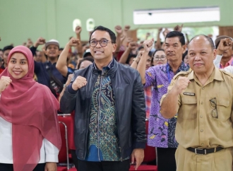 Pulung Tegaskan Pentingnya Intervensi Gizi Sejak Dini dalam Sosialisasi Makan Bergizi Gratis di Kediri