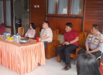 Rio Dondokambey Dialog Bersama Warga Pulau Lembeh