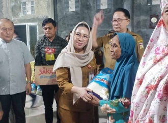 Safari Ramadan di Langowan, Vanda Sarundajang Jamin Ketersediaan Bahan Pokok