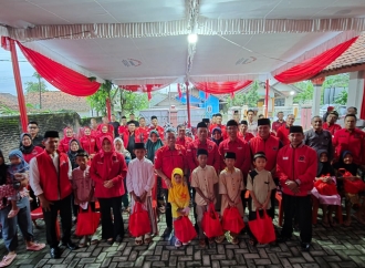 Perkuat Soliditas di Bulan Suci, DPC PDI Perjuangan Pesawaran Gelar Rakor dan Bakti Sosial