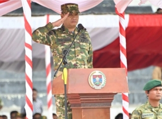 Bupati Oloan Nababan Sambut Pasukan Hoda Sihapaspili dalam Upacara Militer yang Menggetarkan
