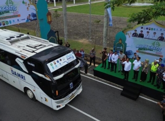 Krisantus Melepas Keberangkatan 1.210 Peserta Mudik Gratis Khatulistiwa 2026