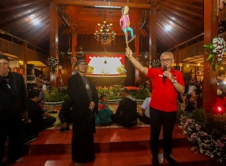 Aria Bima: Tradisi Keraton, Lebaran Tentang Berbagai Keceki dan Memperkuat Ikatan Sosial