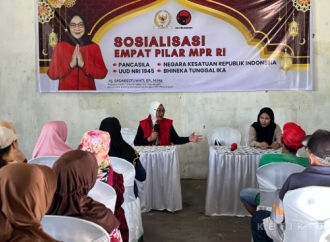 Sadarestuwati Sosialisasi Empat Pilar Kebangsaan Kepada Masyarakat di Kec. Bareng, Jombang