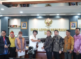 Adian Napitupulu Kritik Penanganan Konflik Situ Rompong: Jangan Kriminalisasi Warga!