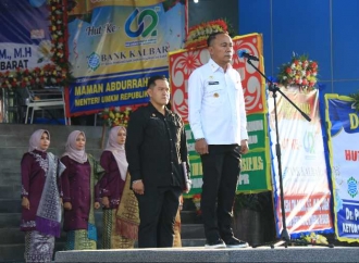 Krisantus Kurniawan. Tegaskan Peran Strategis Bank Kalbar