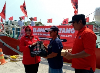 Warga Kota Cirebon Serbu RS Apung Laksamana Malahayati Untuk Dapatkan Layanan Pengobatan Gratis