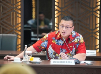 Kenneth Desak Pemprov DKI Jakarta Segera Implementasikan Sistem Pembayaran Non-tunai Untuk Parkir