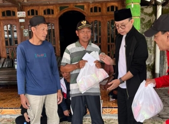 Kanang Tinjau Langsung Lokasi dan Salurkan Bantuan Bagi Korban Puting Beliung di Ngawi