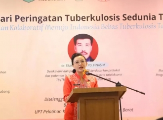 Karolin Margret Natasa Soroti Tingginya Kasus TBC di Kabupaten Landak 