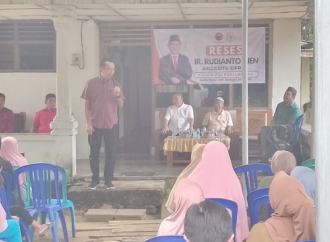 Rudianto Tjen Serap Aspirasi, Serahkan Bantuan Dana dan Komitmen Bangun Masjid di Berbura