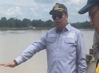 Lasarus Tegaskan Persoalan Infrastruktur Jalan di Sintang Hampir Merata di Berbagai Wilayah