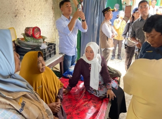 Wujudkan Hunian Layak, Ansari Tinjau Program Bedah Rumah di Bangkalan