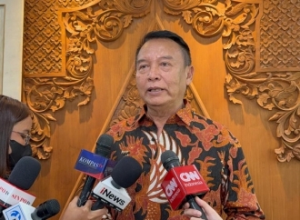 TB Hasanuddin: Hibah Kapal Induk Italia Jangan Jadi Bumerang Anggaran Pertahanan Negara