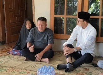 Budi Kanang Takziah ke Rumah Duka Korban Kereta Bekasi, Soroti Proses Evakuasi 