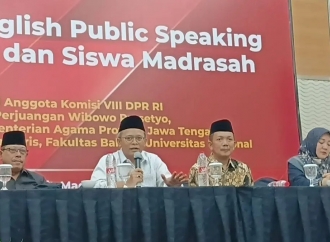 Wibowo Prasetyo: Kuasai English Public Speaking, Santri Magelang Siap Tembus Pasar Global