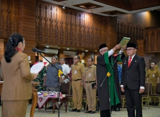Agustina Wilujeng Lantik Handi Priyanto Jadi Sekda Definitif Kota Semarang