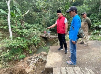 Ratusan Jiwa Terisolasi Akibat Jembatan Putus, Wibowo Prasetyo Desak Percepatan Akses