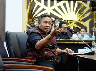 Nyoman Parta Ajak Masyarakat Bali Lakukan Perenungan Mendalam Momentum Suci Tumpek Wariga