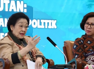 Megawati Menangis Saksikan Film 'Pesta Babi', Kritisi Alih Fungsi Hutan Jadi Sawit