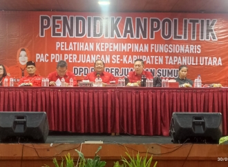 Rapidin Simbolon Bakar Semangat Kader di Taput: Jalan Rakyat Adalah Jalan Paling Benar