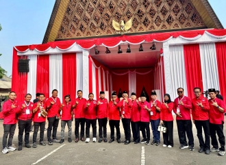 KSB DPD PDI Perjuangan dan Kab/Kota Kalsel Hadiri Upacara Hari Lahir Pancasila 2026 di Sekolah Partai