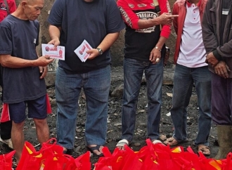 Di Hari Lahir Pancasila, Yudha Puja Turnawan Salurkan Bantuan Korban Kebakaran di Sukaresmi dan Perkuat Gotong Royong