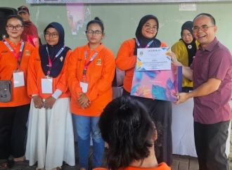Bulan Bung Karno 2026, Yeremia Mendrofa Gelar Pelatihan Tata Rias untuk Pemuda Cipadu Kota Tangerang