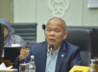 Sturman Panjaitan: RUU Komoditas Strategis Harus Jadi Payung Hukum Kuat Untuk Sektor Hulu-Hilir dan Tata Kelola Lahan 