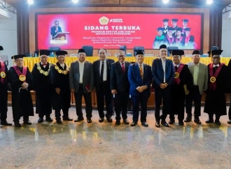 Gagas Pemerataan Tenaga Medis, Wakil Ketua Komisi VIII DPR RI Abidin Fikri Raih Gelar Doktor Cumlaude