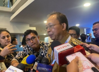Tekan Harga Pokok di Nusa Penida, Gubernur Bali Minta Jadwal Penyeberangan Barang Ditambah
