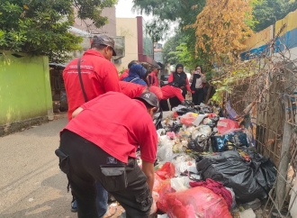 Peringati Bulan Bung Karno, PDI Perjuangan Ciracas Gelar Aksi Penanganan Stunting dan Sosialisasi Pilah Sampah