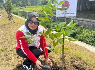 Rita Nurini: Menanam Pohon adalah Wujud Merawat Pertiwi dan Menghidupkan Semangat Bung Karno