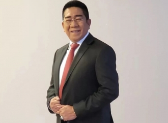 Menilai Cederai Marwah Budaya, Prof Henry Yosodiningrat Tolak Pemberian Gelar Adat Lampung untuk Jokowi