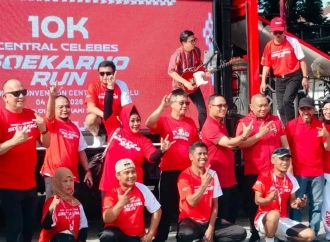 Bakar Semangat Persatuan, Ribuan Peserta Meriahkan Soekarno Run 10K di Palu
