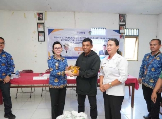 Bupati Karolin Ajak Warga Jelimpo Manfaatkan Pekarangan Hadapi Tekanan Ekonomi