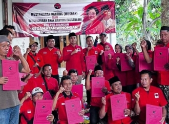 ARW Bakar Semangat Kader PDI Perjuangan Pangkep: Pelantikan Ini Ikrar Sakral, Bukan Seremonial!