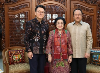 Megawati Soekarnoputri Terima Dubes Korsel dan UEA di Kediamannya