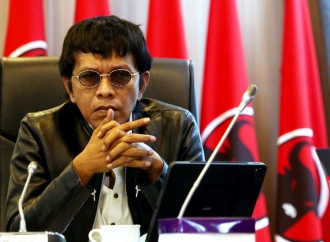 Adian Napitupulu: Buku Anotasi KUHAP Jadi Babak Baru Kepastian Hukum di Indonesia