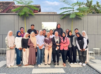 ​Ajak Gen Z Melek Demokrasi, Lesty Putri Utami: Jangan Sampai Mundur!