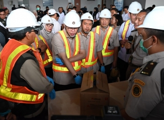 Alex Indra Lukman Tegaskan Pentingnya Kemandirian Barantin di PLBN Pelabuhan Batu Ampar, Batam