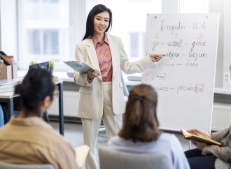 Profesionalisme Dosen sebagai Amanat Konstitusi