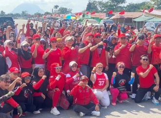 Sintang Bugar! Ratusan Warga Bikin Eks Lapter Susilo Semarak Lewat Sicita