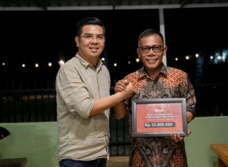 Bane Raja Manalu Salurkan Bantuan Rp73 Juta untuk Korban Bencana di Tapanuli Tengah
