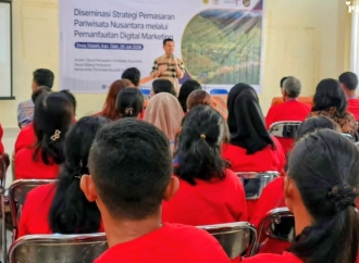 Bane Raja Manalu Ajak Warga Jadi Tuan Rumah Ramah dan Manfaatkan Pemasaran Digital