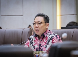 Charles Honoris Desak Klarifikasi BPJS Ketenagakerjaan Terkait Aksi Calon Pegawai Berjalan di Atas Bara Api