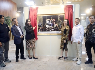 Rieke Diah Pitaloka Buka Pameran Foto KWP, Sebut Wartawan Perekam Sejarah Demokrasi